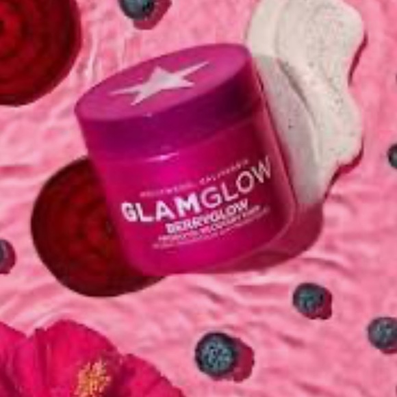 🍓 GLAMGLOW Berryglow™ Probiotic Recovery Face Mask - Picture 9 of 12